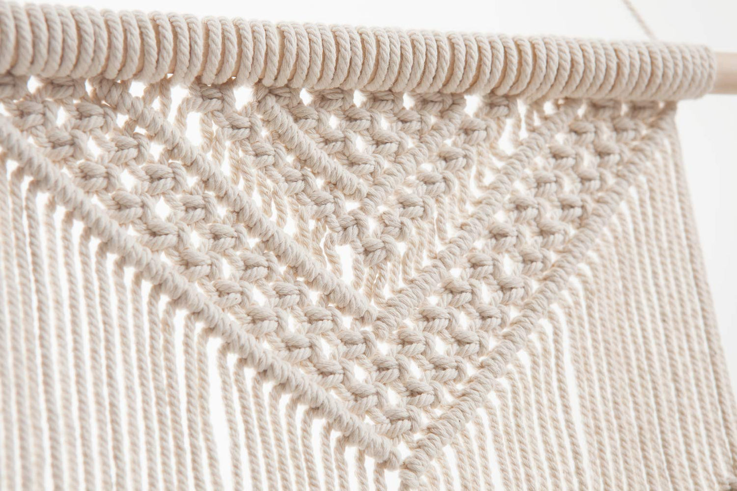 2 Pcs Macrame Wall Hanging Decor Woven Wall Art Macrame Tapestry Boho Chic Home Decoration for Apartment Bedroom Nursery Gallery,13" W×27" L and 13''W×29" L