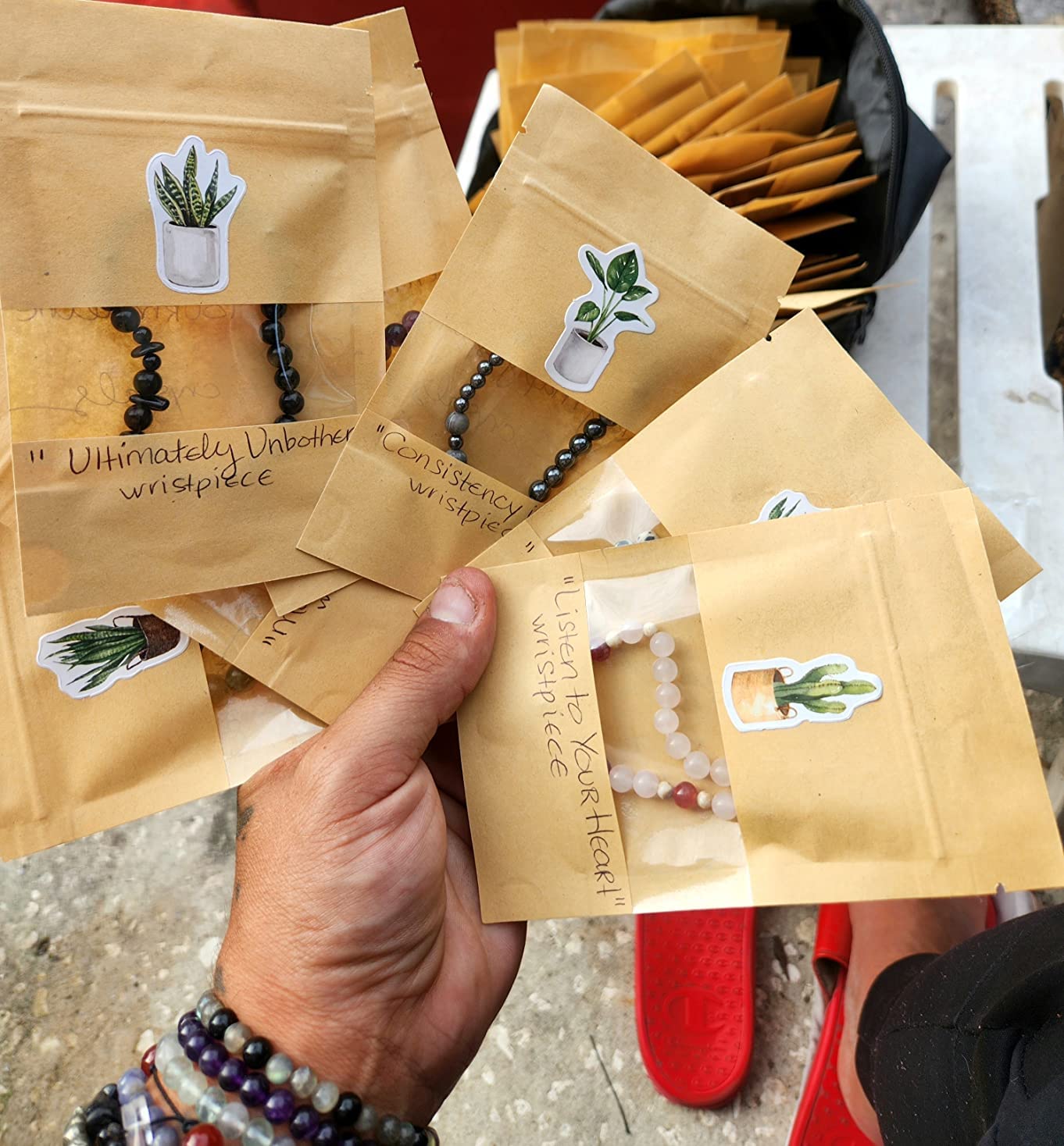 100pcs 3.5 x 5.5 inch Kraft Paper Treat Bags with Window Ziplock Stand Up Pouches for Food Storage Cookies Snacks Tea Packing