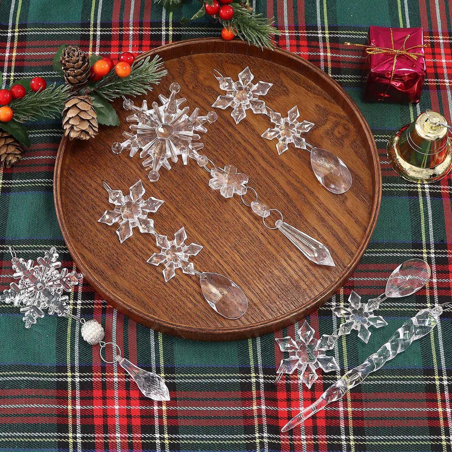 18Pcs Christmas Tree Decoration Crystal Ornaments,Christmas Hanging Snowflakes Decorations Acrylic Icicle Crystal Ornaments for Christmas Tree Winter New Year Party Decor Supplies