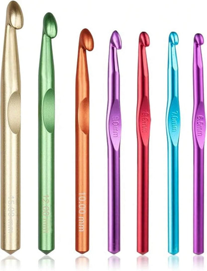 Crochet Hook Set (14 Sizes), Ergonomic Soft Grip Crochet Hooks with Case