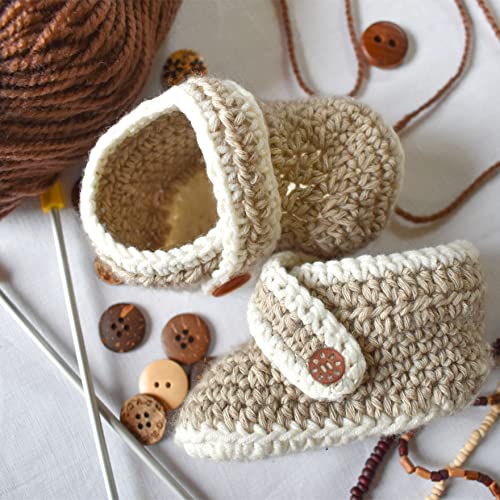 Large Wooden Buttons for Crafts - 100 Assorted Carved Natural Wood Sewing Buttons in Bulk for Clothing, Sweaters, Embellishments, and DIY Decorative Projects