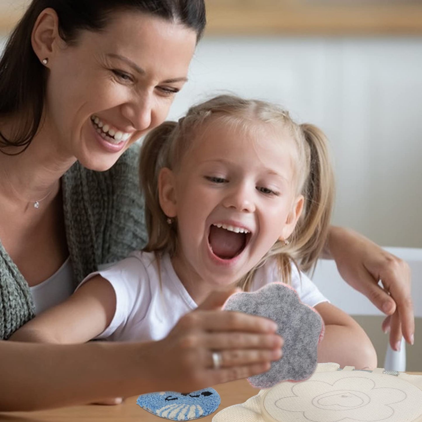 Punch Needle Coaster Kit 21 Pcs Easy Punch Needle Coasters Kits for Adults Beginners 6 Pattern Tufted Rug Pads with Adhesive Felt Yarns Embroidery Hoop Instruction DIY Needle Punch Craft