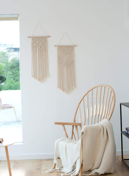 2 Pcs Macrame Wall Hanging Decor Woven Wall Art Macrame Tapestry Boho Chic Home Decoration for Apartment Bedroom Nursery Gallery,13" W×27" L and 13''W×29" L