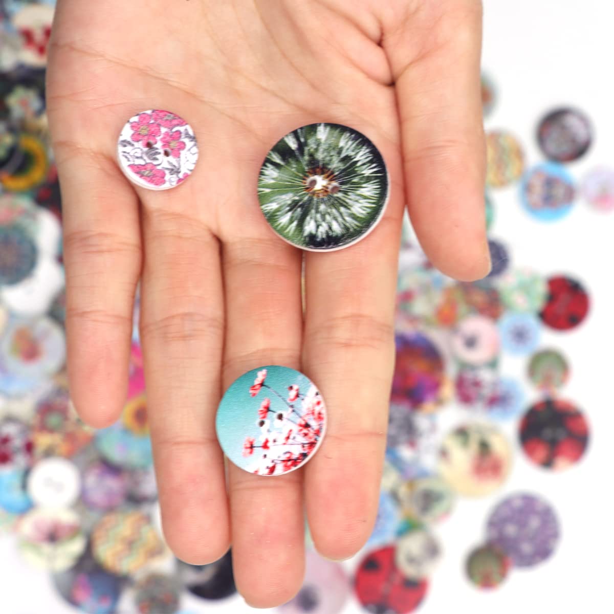 400 Pcs Wooden Buttons - Many Styles Decorative, Cute 3D Buttons for DIY Sewing (20mm, 15mm, 25mm)