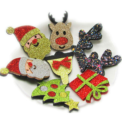 28 Pieces Christmas Felt Applique Kits Santa Christmas Bells Deer Tree Gift Boxes Non Woven Fabric Patches Stickers Badge for Hair Accessories Scrapbook Xmas Decorations