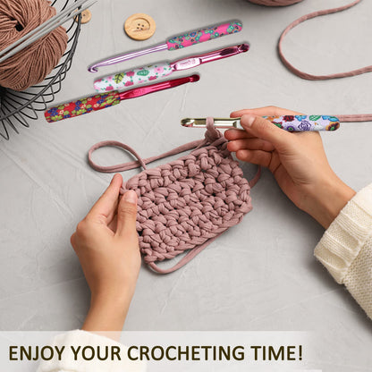 Warm Crochet Hooks Large, 10mm 9mm 8mm 7mm 6.5mm Large Crochet Hooks for Chunky Yarn Blanket Sweater Thick Wool, Big Crochet Kit for Arthritic Hands Knitting & Crochet Supplies