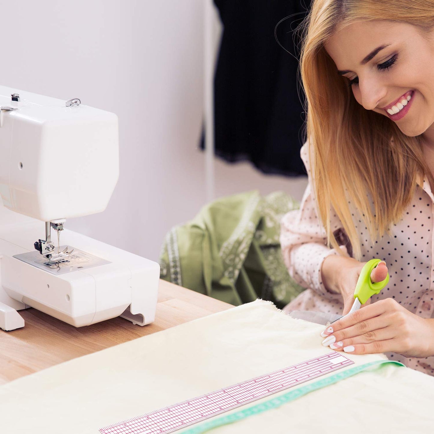 6 Pieces Clear Rulers Sewing Transparent,Plastic,Beveled,French Inch,Metric and L-Square Rulers Measuring Tool Set with 2 Grid Scales for Clothes Design