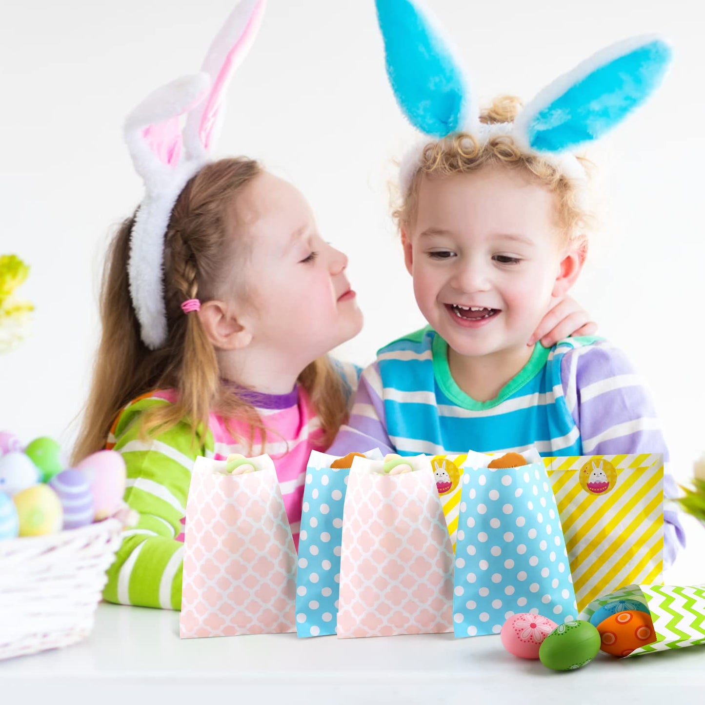 100 Pack Pastel Cookie Candy Buffet Easter Bags, 5x7 Small Paper Bags for Easter Birthday Holiday Party Favor Supplies, Green Yellow Blue Pink