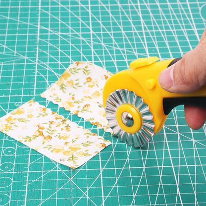 45mm Rotary Cutter with 9pcs Extra Blades Automatic Fabric Roller Cutter Perforator Crochet Edge Pinking Rotary Blades for Quilting, Sewing, Crafting