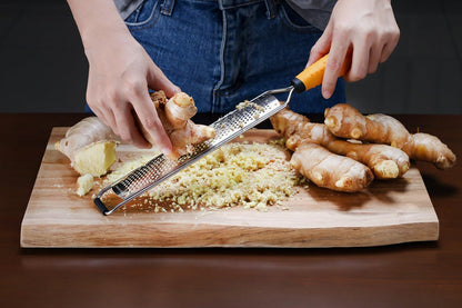 PRO Citrus Lemon Zester & Cheese Grater — Parmesan Cheese, Lemon, Ginger, Garlic, Nutmeg, Chocolate, Vegetables, Fruits - Razor-Sharp Stainless Steel Blade + Protect Cover - Dishwasher Safe