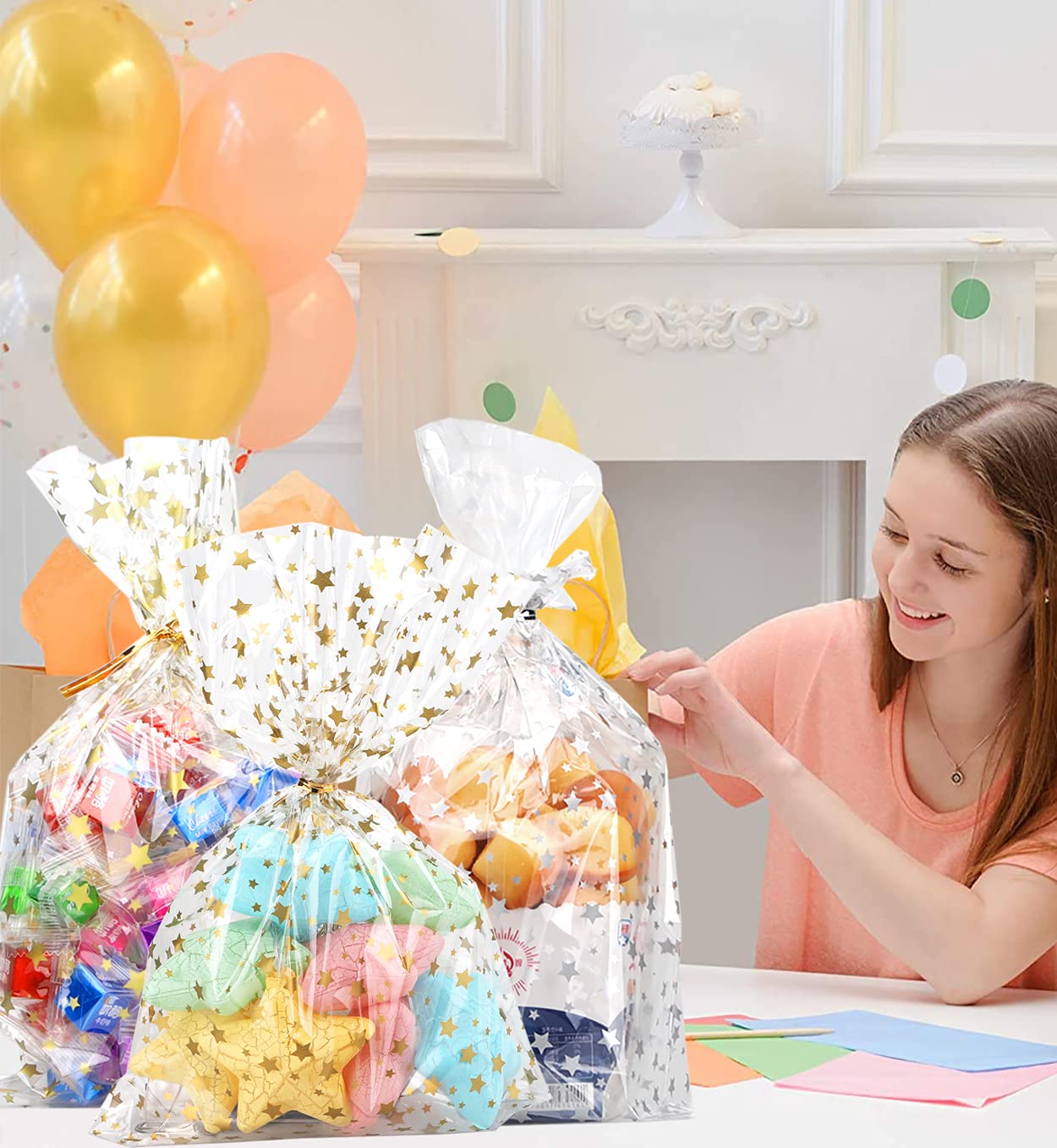 100 Pcs Star Printed 5"X 7" Gift Wrap Cello Cellophane Treat Bags Party Favor bags Clear Candy Cookie Bags Plastic Poly Goodie Storage Bags with Twist Ties for Bakery,Birthday, Wedding ,Party Decorations (Gold)