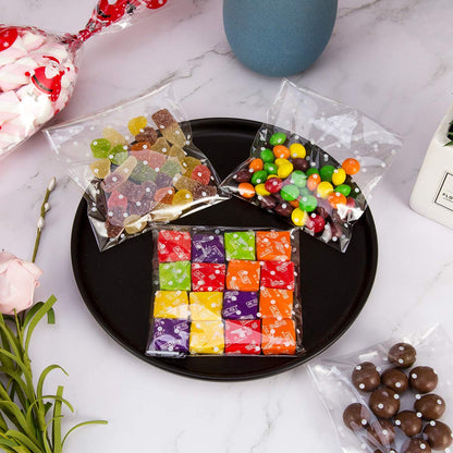 400PCS White Polka Dot Snowflake Treat Bags Self Adhesive Candy Cookie Bags Clear Cellophane Bags for Bakery Biscuit Chocolate Snacks Dessert Homemade Crafts Wedding Favors
