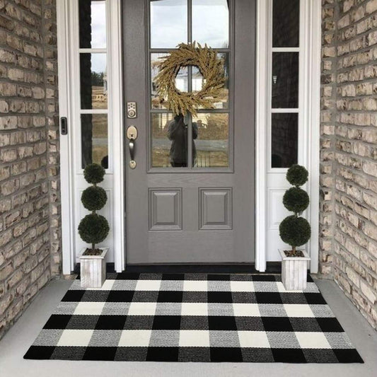 Plaid Outdoor Rug, 27.5'' x 43'' Black and White Check Indoor/Outdoor Area Rugs, Layering Rug for Hello/Welcome Door Mat, Washable Cotton Woven Farmhouse Mat for Fall Front Porch Décor