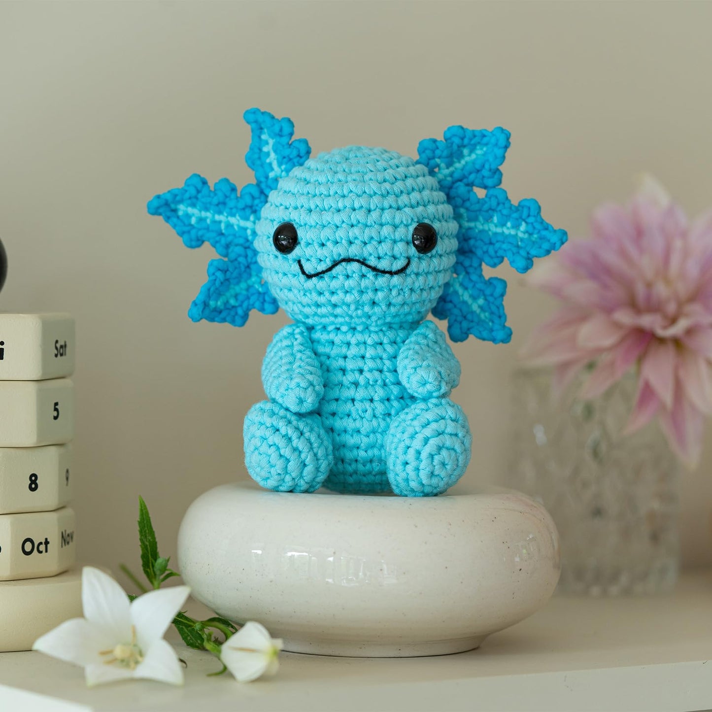 Crochet Kit for Beginners, Crochet Animal Kits,Crocheting Kit for Starters with Step-by-Step Video Tutorials, Beginner Crochet Kit for Adults (1Pack Blue Axolotl)