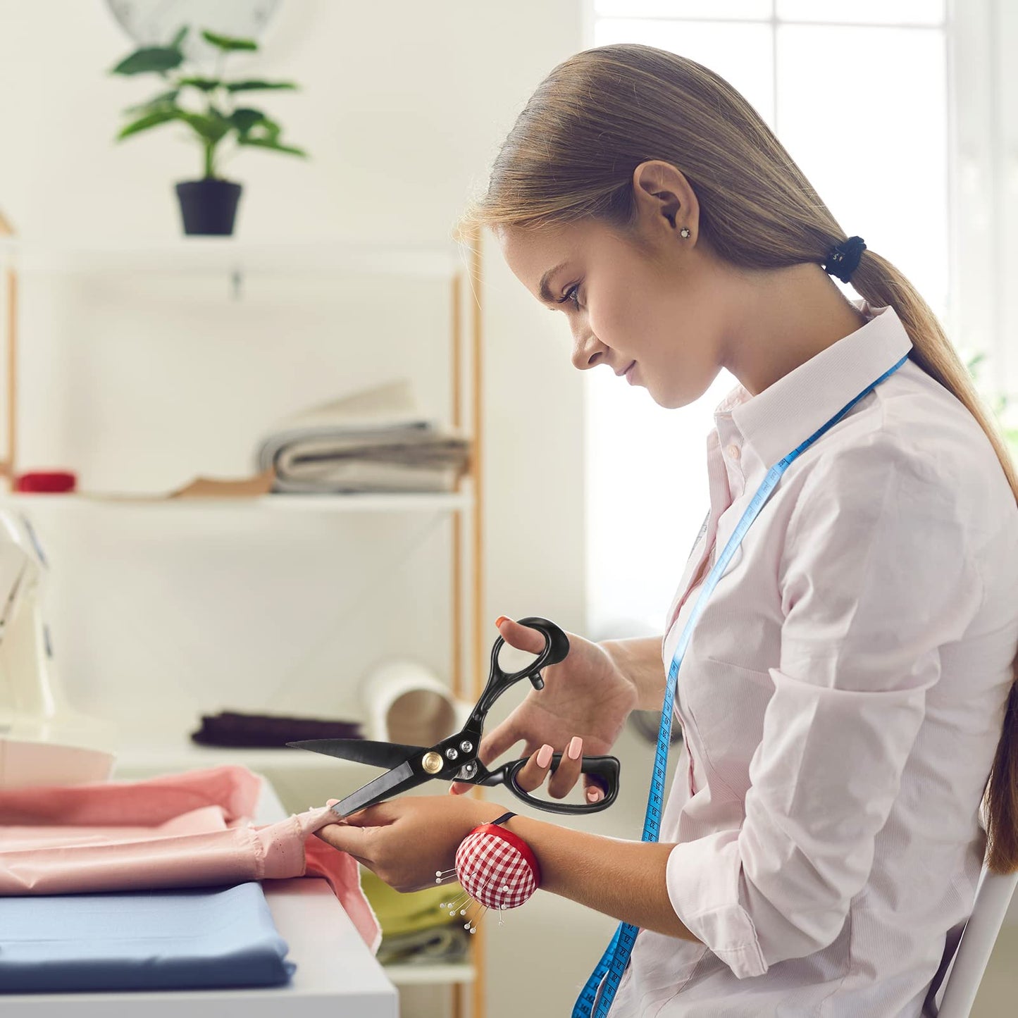 9 Inch Fabric Scissors Tailor Sewing Shears for Fabric Cutting Heavy Duty Tailor Scissors for Quilting Sewing and Dressmaking with Tape Measure, Thread Snips, Seam Rippers (Black, Classic Style)