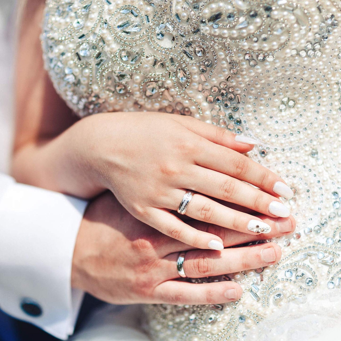 4000 Pieces Hotfix Rhinestones Crystals AB Clear Crystal Rhinestones Flatback Gems Round Crystal Rhinestones Bulk for Crafts Clothing Dance Costumes(Clear Color)