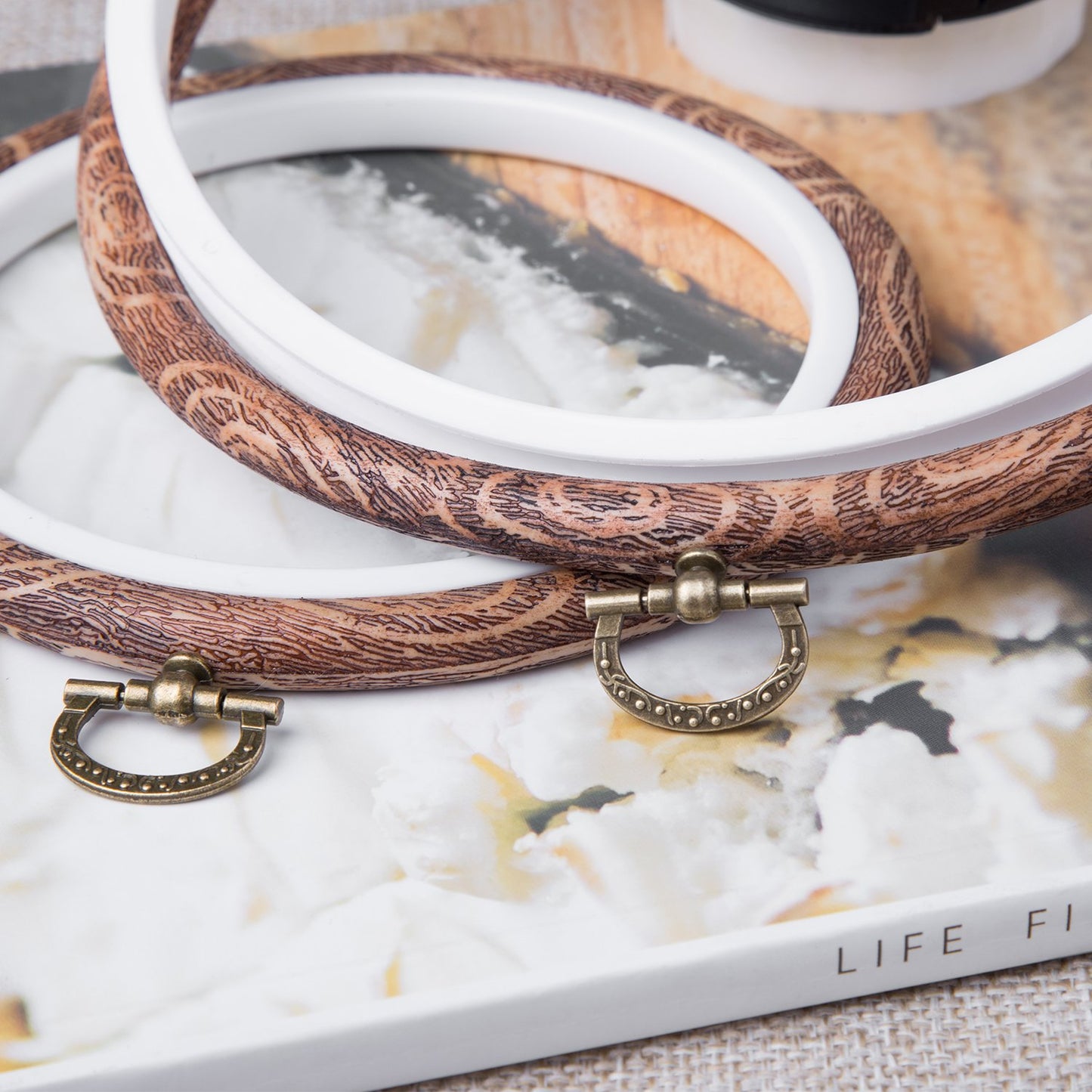 4 Pcs Embroidery Hoops Set Cross Stitch Hoop Ring Imitated Wood Display Frame-Circle and Oval Hand Embroidery Kits for Art Craft Sewing (Imitated Wood)