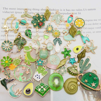 30pcs Mixed Enamel Green Theme Charms Pendants for Jewelry Making Bulk lot Necklace Earrings Bracelet Craft Findings