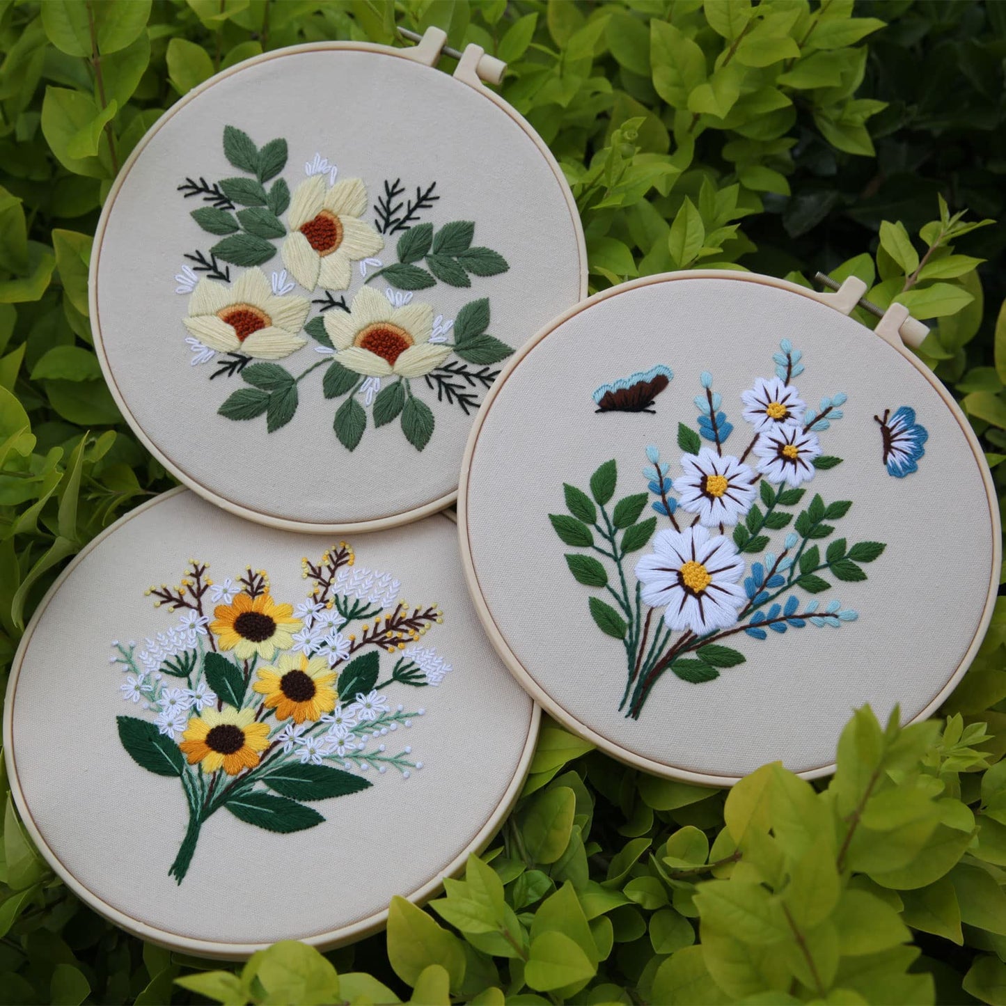 Embroidery Kit for Beginners,Cross Stitch Kits for Adults DIY Craft 3pcs Embroidery Pattern Needlework Fabric Embroidery Thread and Needles 1pcs Embroidery Hoop Adult Stitch Stuff Sewing Kit Gift